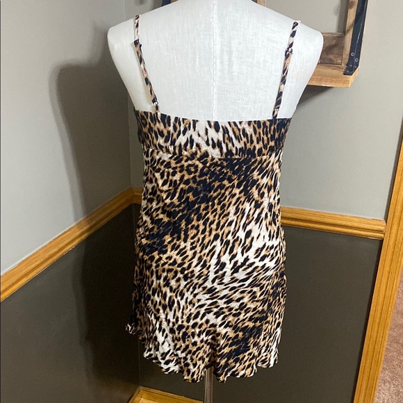 Olivaceous Leopard Print mini Slip Dress with spaghetti straps size medium - Picture 3 of 9